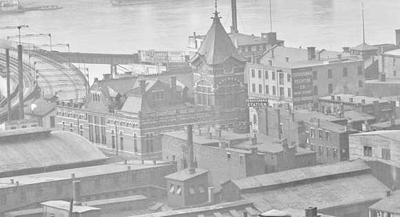Cinti1910-Pano_Mt.Adams-800